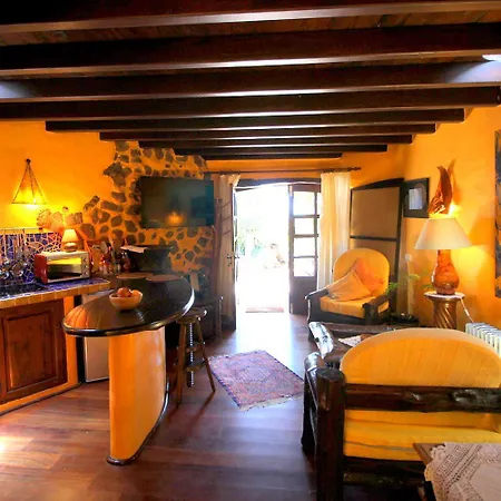 Niro - Sauna, Beheizter Pool, Billiard Tisch, Tischtennis Ferienhaus Tías